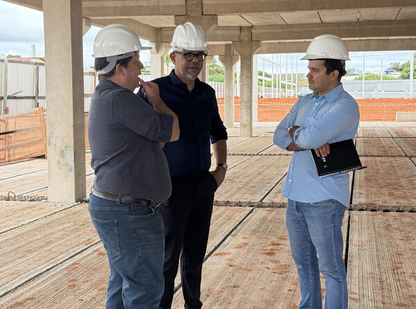 Simmons chega a 200 lojas e amplia presença no DF e Goiás
