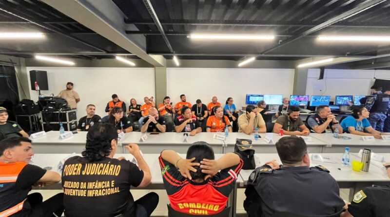 De arquitetos a técnicos, profissionais participam do ‘#SouManaus 2026’ com monitoramento, orientação e atendimento ao público e ao colegiado da prefeitura