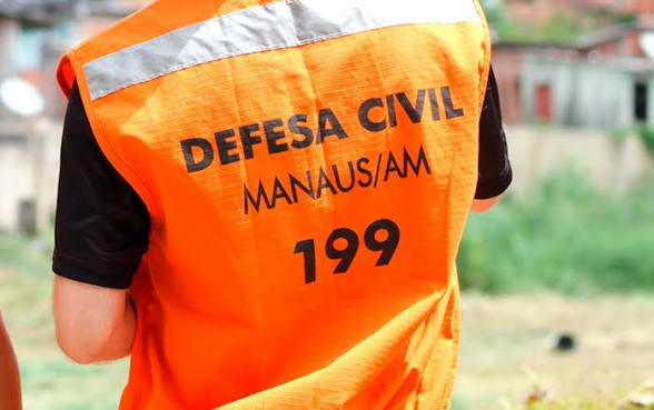 Defesa Civil monitora qualidade do ar em Manaus devido à presença de fumaça
