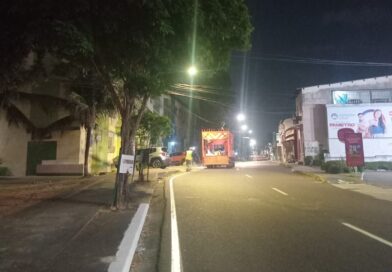 Ruas e avenidas de Manaus recebem novos serviços de sinalização viária da prefeitura