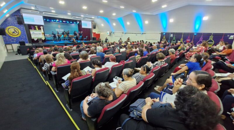 Manausprev orienta servidores municipais sobre planejamento para a aposentadoria