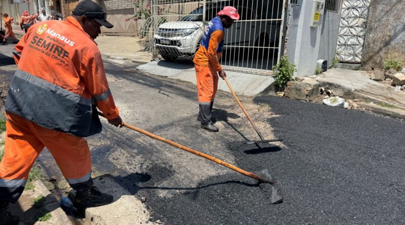 Prefeitura de Manaus atende moradores e recupera rua São Lázaro no bairro Santo Antônio