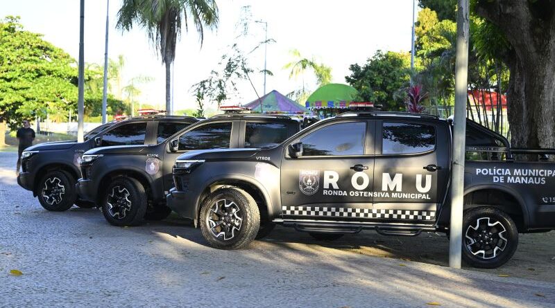 Romu prende dois indivíduos durante ações nas zonas Oeste e Sul de Manaus