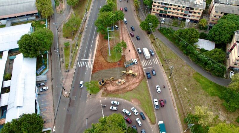 Prefeitura informa interdição temporária para instalação de pórtico na Coronel Teixeira