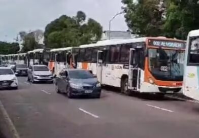Em nota, a Prefeitura de Manaus informa que acompanha paralisação dos trabalhadores do transporte coletivo nesta terça-feira (22)