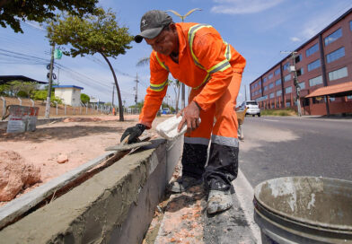 Prefeitura de Manaus avança com obras de revitalização de canteiros centrais e reforça segurança no trânsito
