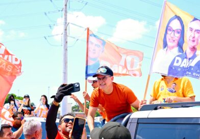 David realiza mega carreata por toda a Manaus na reta final da campanha
