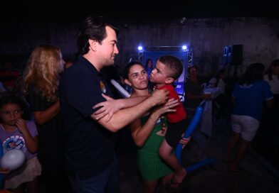 A 9 dias da eleição, Jender Lobato reúne mais de 1,5 mil pessoas em atos na capital amazonense