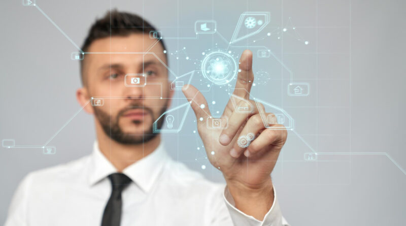 Skill-Hub aplica IA à prospecção e desafia Meta Ads