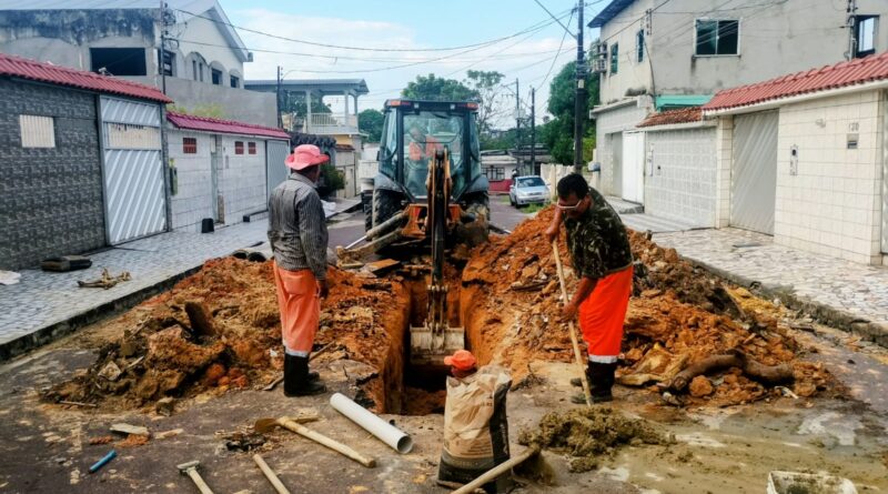 Prefeitura de Manaus recupera rede de drenagem profunda no conjunto Juruá, no Alvorada I