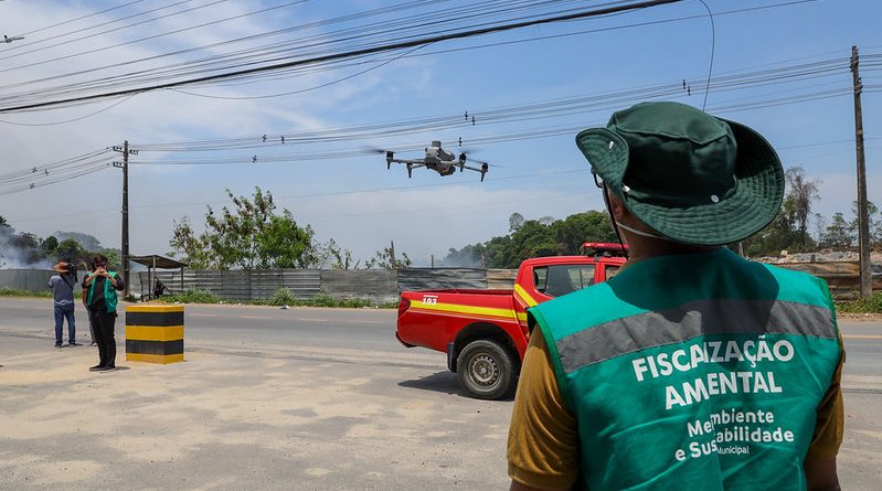 Prefeitura de Manaus intensifica ações para prevenir queimadas e combater o descarte irregular de resíduos