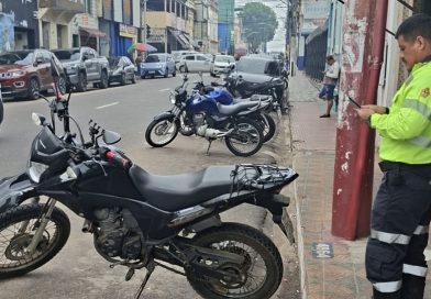 Fiscalização da Prefeitura de Manaus flagra irregularidades no estacionamento de veículos no Centro