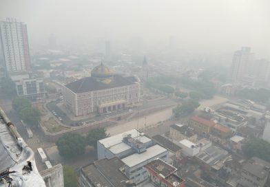 Em nota, a Prefeitura de Manaus informa a suspensão de atividades ao ar livre e em locais com aglomeração devido à má qualidade do ar