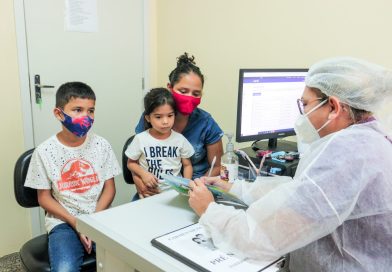 Prefeitura orienta beneficiários do Bolsa Família para acompanhamento de saúde em Manaus