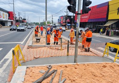 Prefeitura de Manaus avança em obra de novo retorno na Torquato Tapajós para facilitar acesso ao Parque São Pedro