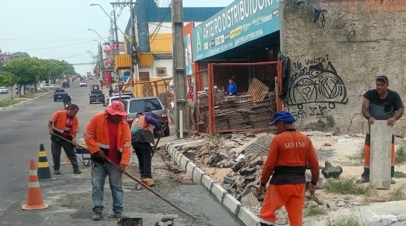 Prefeitura de Manaus avança com drenagem na avenida Autaz Mirim e reforça proteção da via na zona Leste