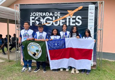 Alunos de escola ribeirinha de Manaus levam a ciência da Amazônia à Olimpíada Brasileira de Foguetes, no Rio de Janeiro