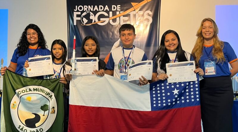 Estudantes de comunidade ribeirinha de Manaus conquistam 2º e 3º lugar na Olimpíada Brasileira de Foguetes