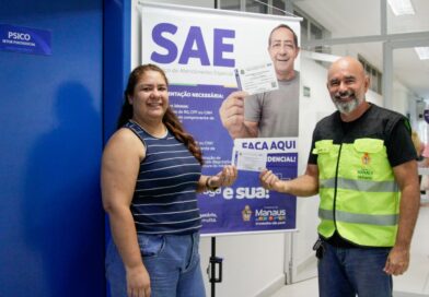 Prefeitura de Manaus realiza ação com emissão de credencial especial de estacionamento e orientações contra golpes