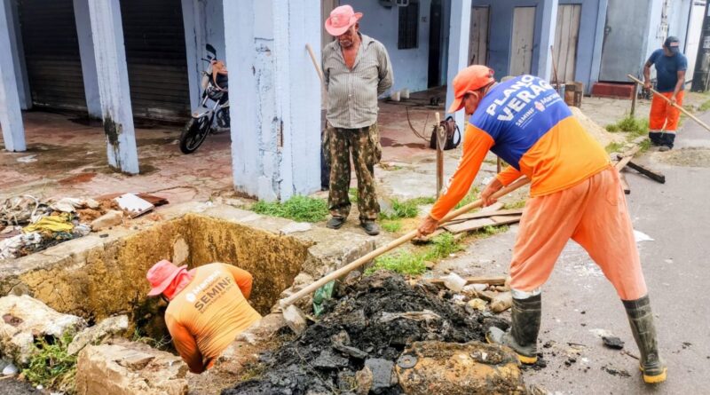 Prefeitura de Manaus desobstrui caixa coletora no bairro Alvorada e reforça prevenção contra alagamentos