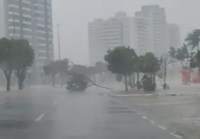A Prefeitura de Manaus alerta para chuvas intensas até as 19h desta quarta-feira, 28/10, e orienta a população a tomar cuidados.