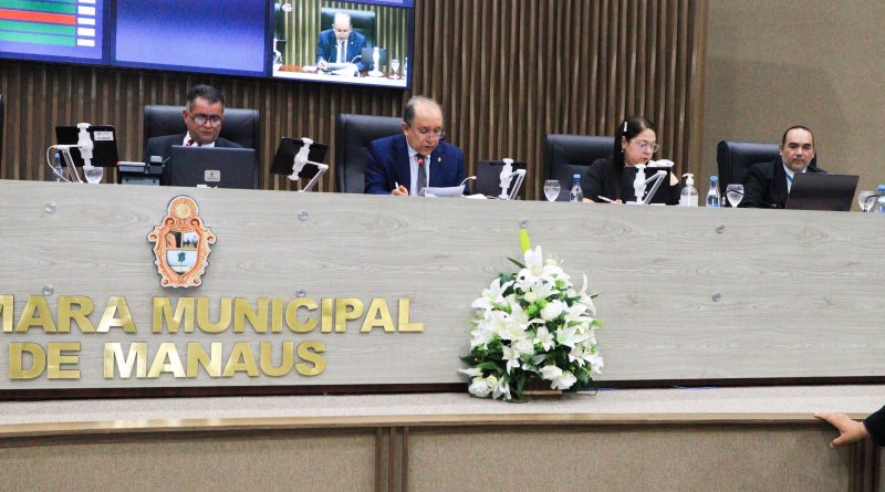 CMM aprova projeto que prevê pontos de recarga para veículos elétricos em estacionamentos de Manaus