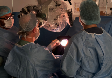Cirurgia ao vivo é destaque do Neuro University Summit 2026