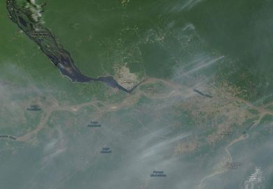 Imagens de satélite mostram Manaus encoberta por fumaça